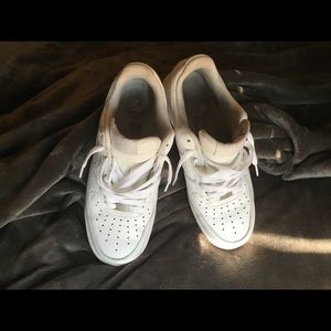 Men’s Nike Air Force 1 White shoes